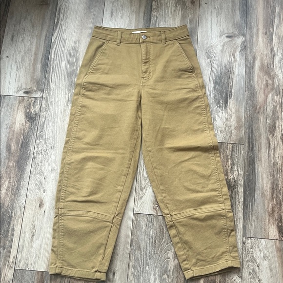 Everlane • The Utility Barrel Pant - Picture 8 of 10